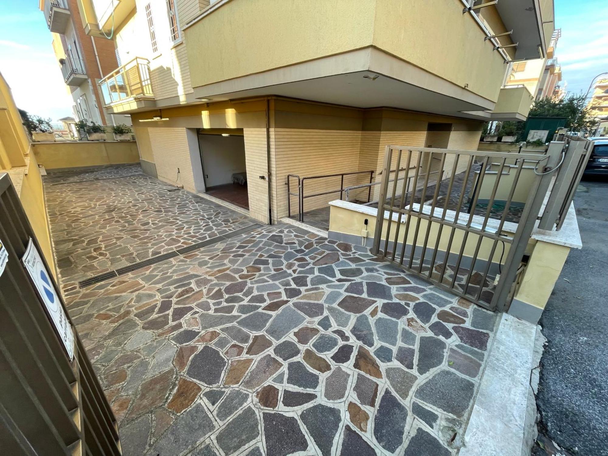 Appartamento Via Dei Fabbri Navali Lido di Ostia Eksteriør bilde